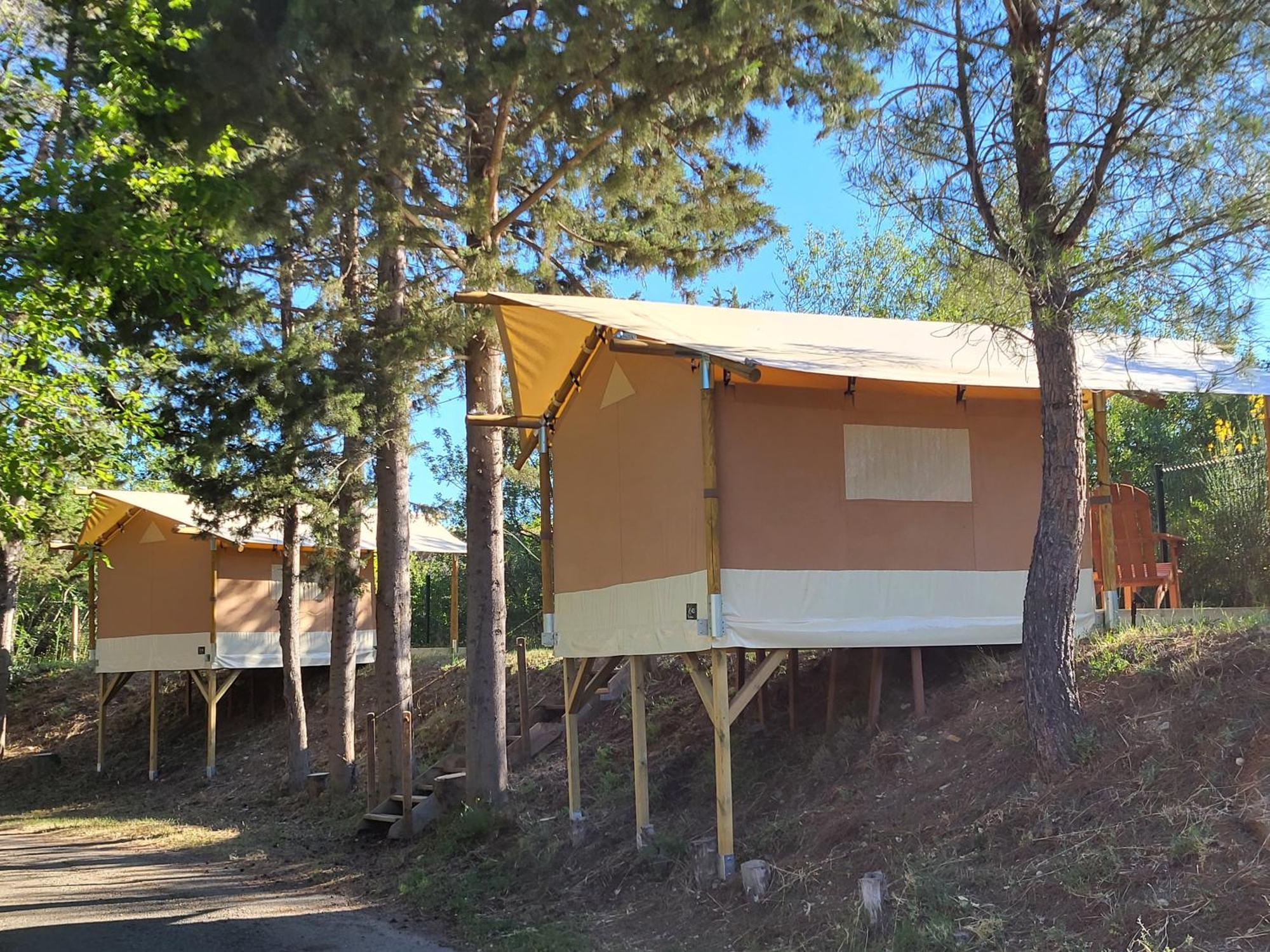 Camping Le Val De Cesse Mirepeisset Экстерьер фото